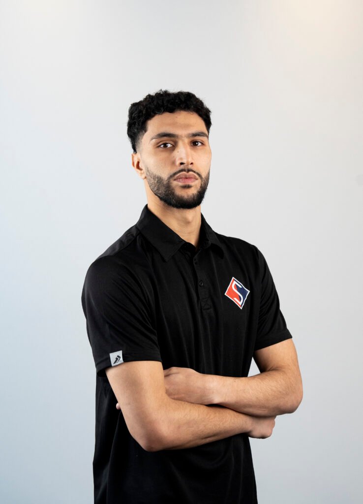 FC Supra defender Diyaeddine Abzi - Laval Weekly