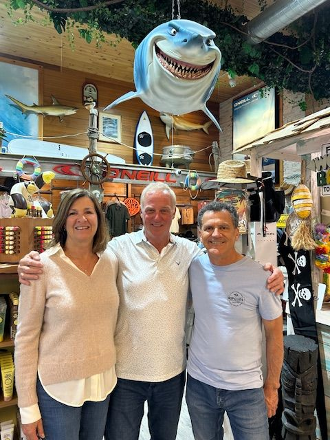 Sharks Shop - Laval Weekly