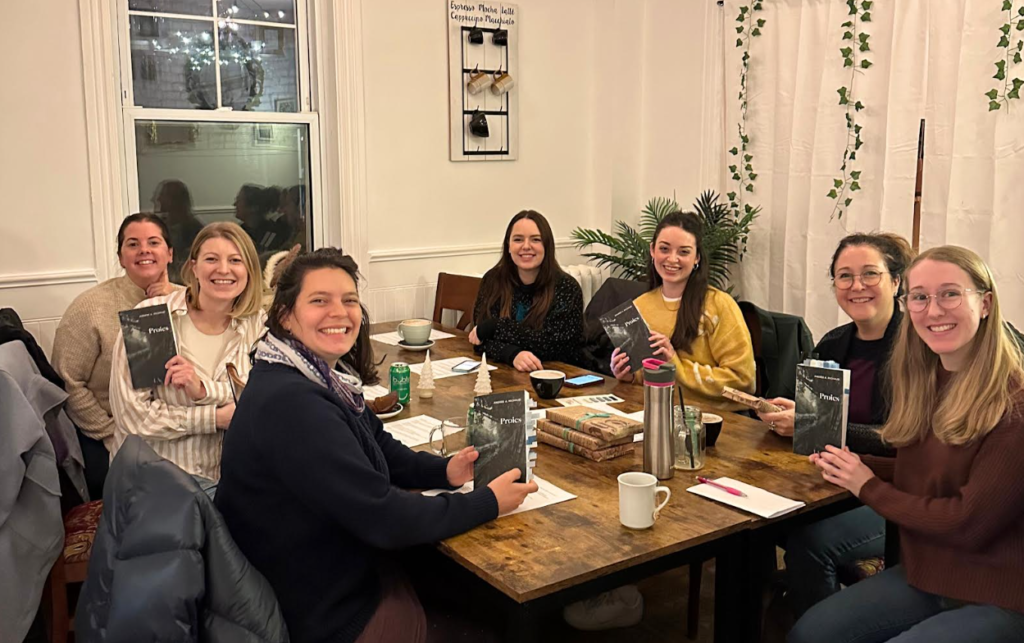 Book Club in Laval - Laval Weekly